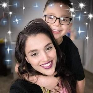 Meet your Posher, Yesica andrea